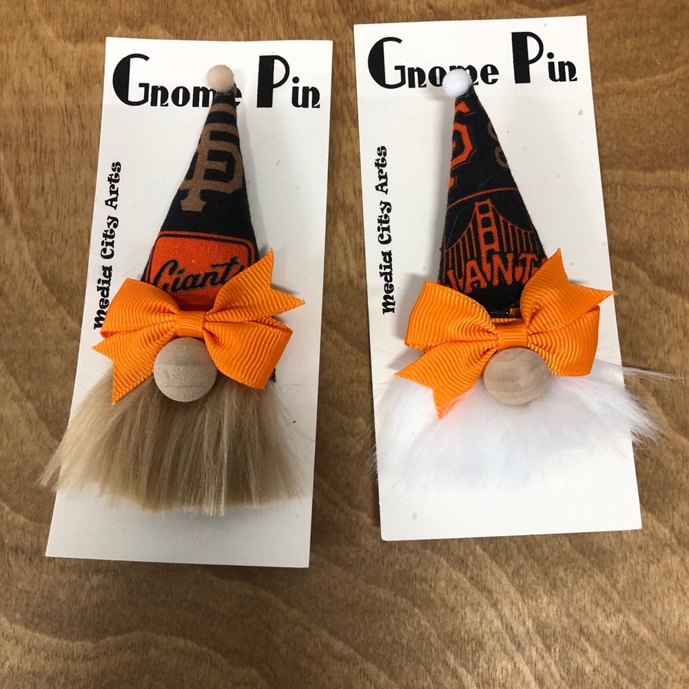 San Francisco Giants Gnome Pin Brooch MLB Gift Guide Handmade Bow Magnetic
